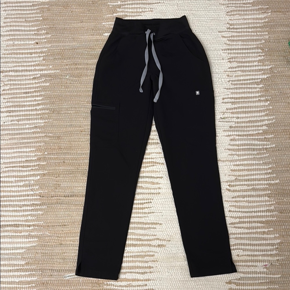 Figs Black Yola High Waisted 2.0 - Skinny Scrub
Pants - XXS Regular